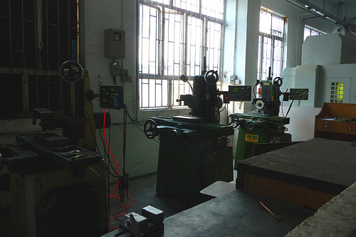 Plastic injection factory and toolshop Shajing China